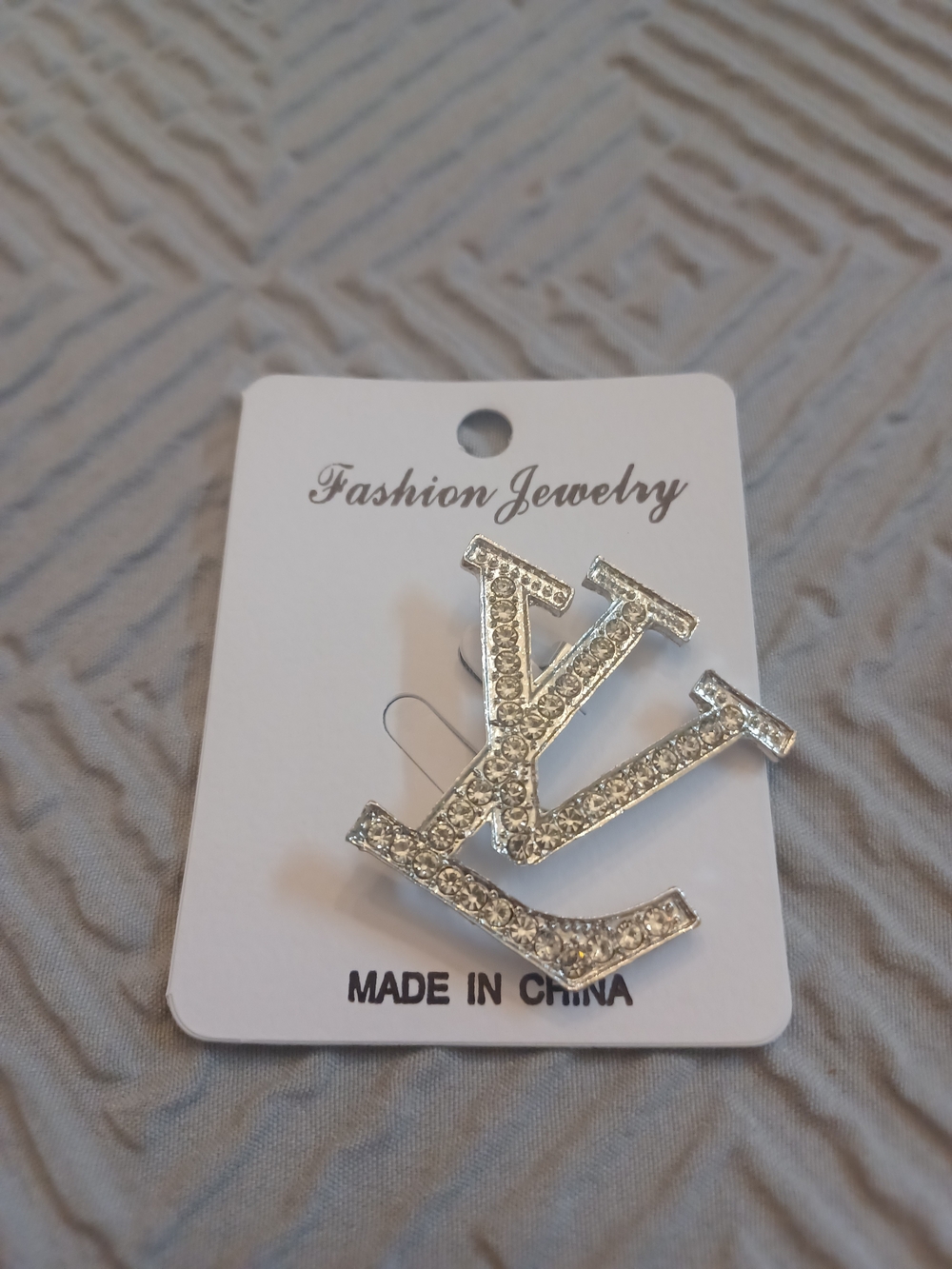 Fashion Jewelry Silver Crystal Brooch